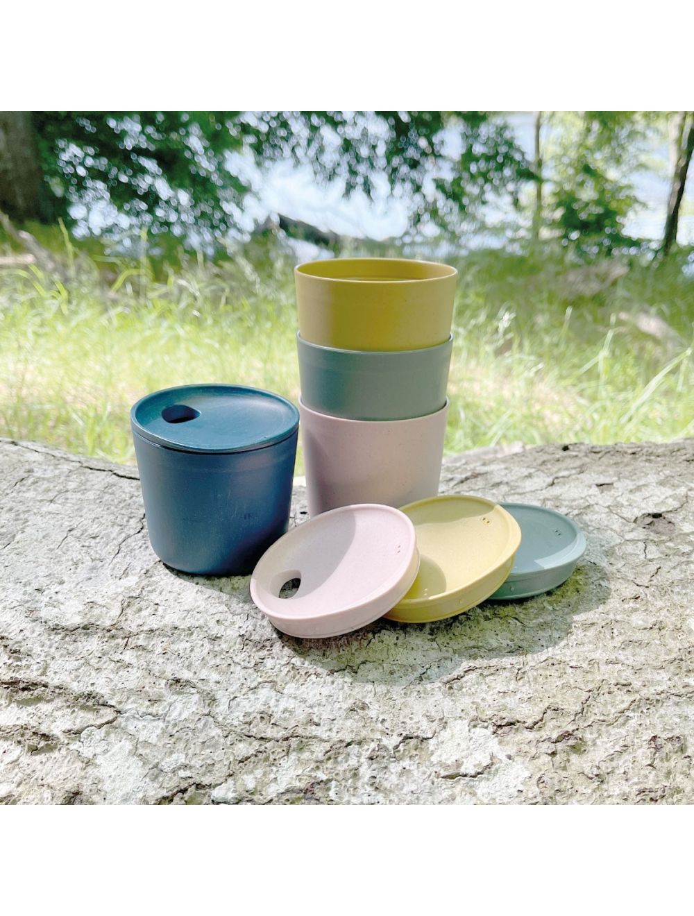 Becher mit Deckel klein green