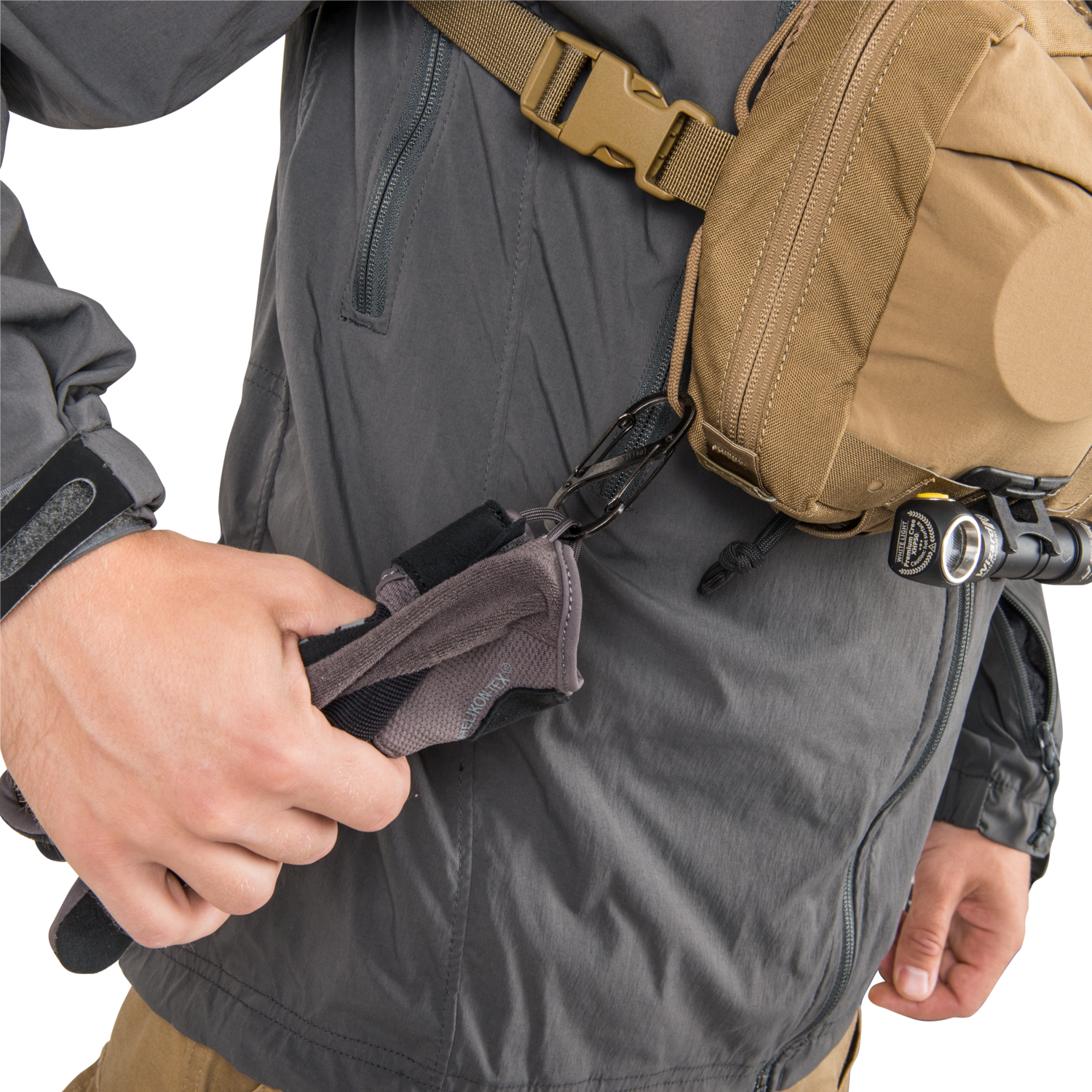 Chest Pack Numbat crimson sky / black