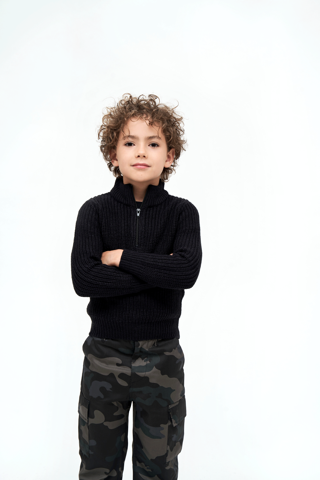 marine-troyer-pullover-black6.png