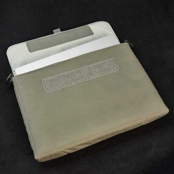 TT Modular Laptop Case oliv