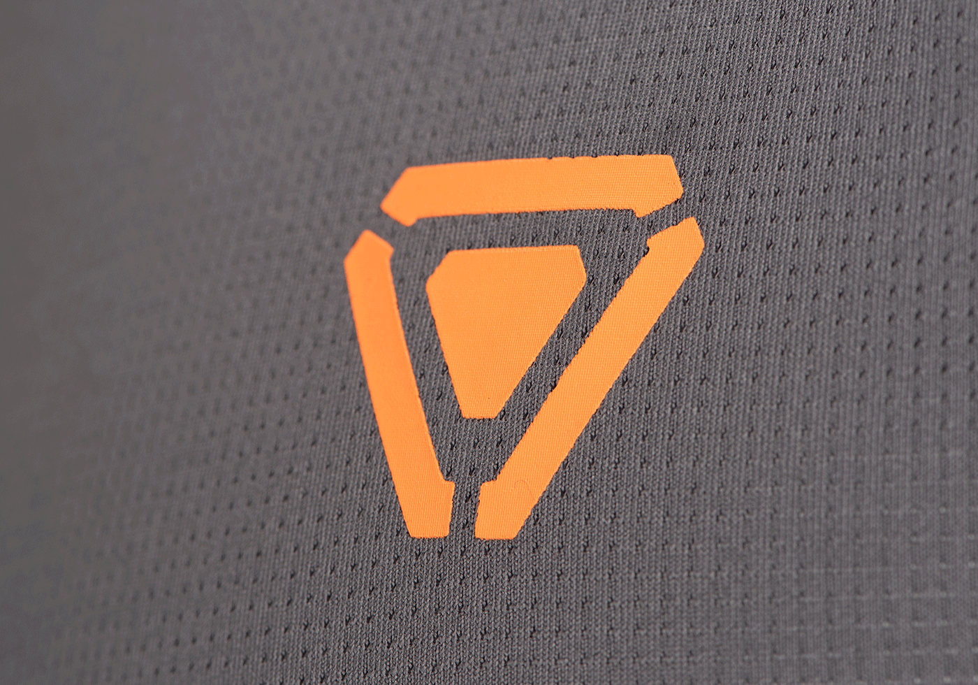 T.O.R.D. Athletic Fit Performance Tee wolf grey